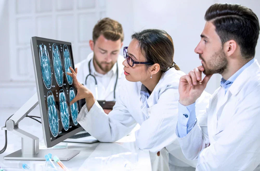 ALOGIC’s Clarity Max Touch Monitors in Radiology