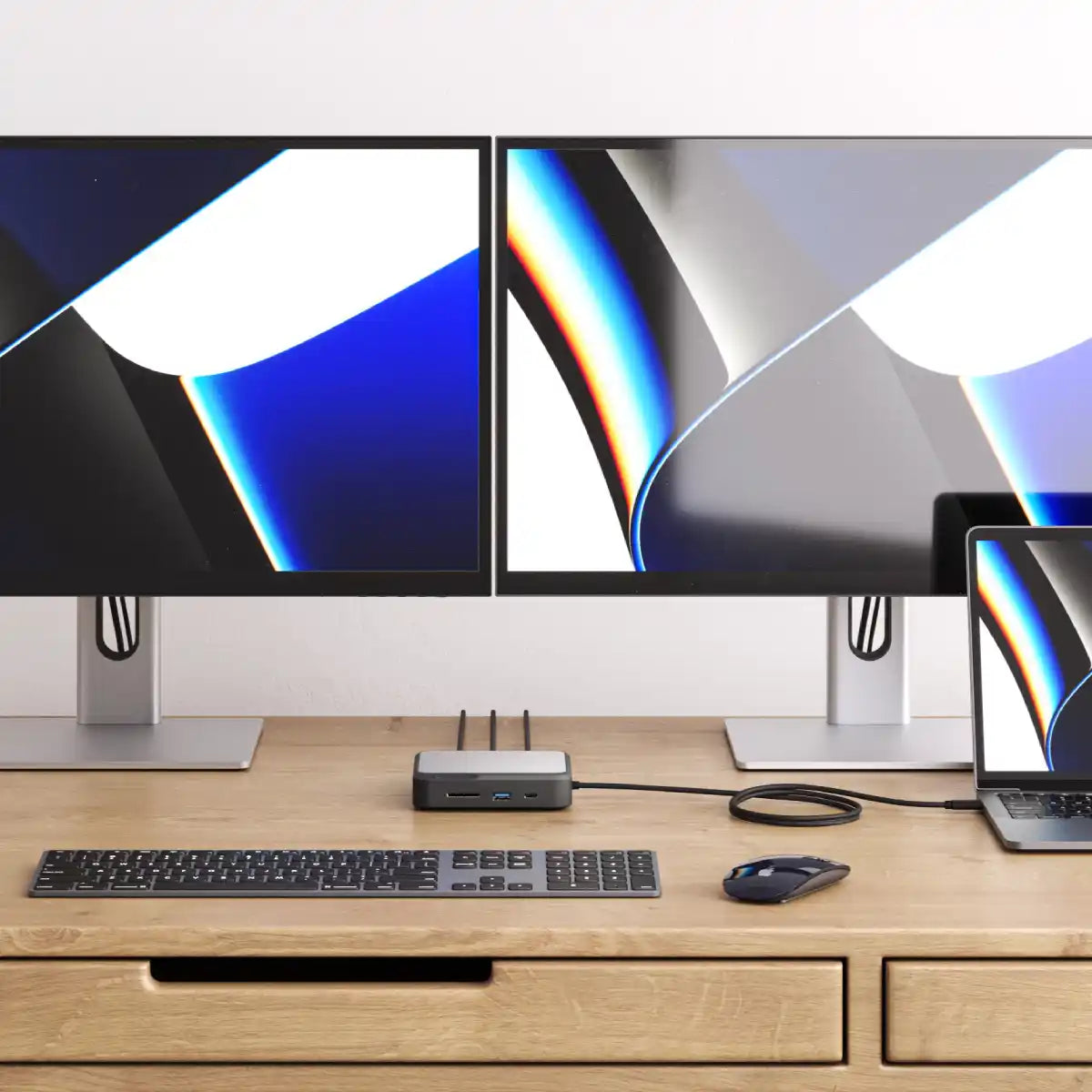 CLARITY 27" UHD 4K Monitor (Pack of 2) + Dual 4K Universal Docking Station - DisplayPort Edition