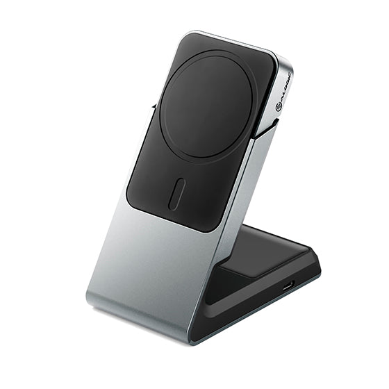 Matrix 2-in-1 Magnetic Charging Dock
