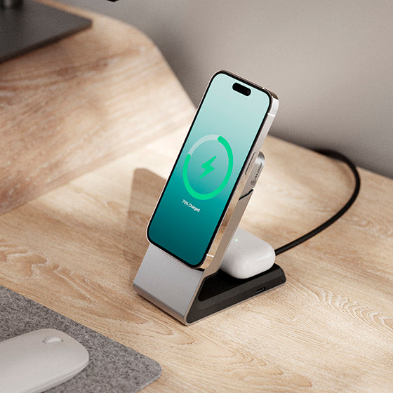 Matrix 2-in-1 Magnetic Charging Dock